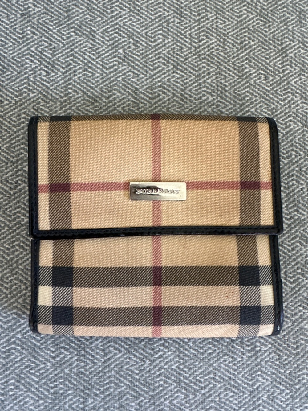 Vintage Burberry Nova Check Black Leather Wallet